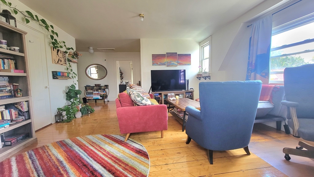 45 Auburn Street #3 45 Auburn Street #3 - Brookline, MA