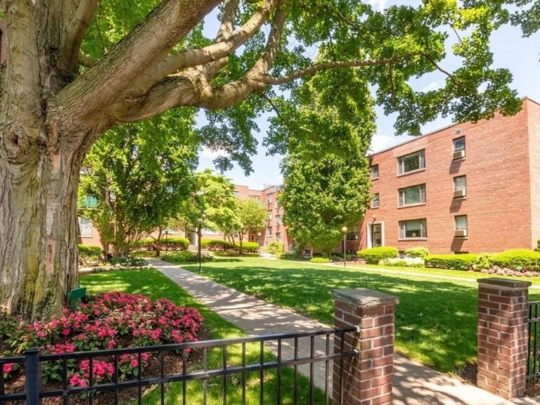 47 Harvard Ave #5 - Brookline, MA