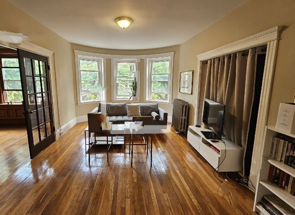 5 Euston Street #2 5 Euston Street #2 - Brookline, MA