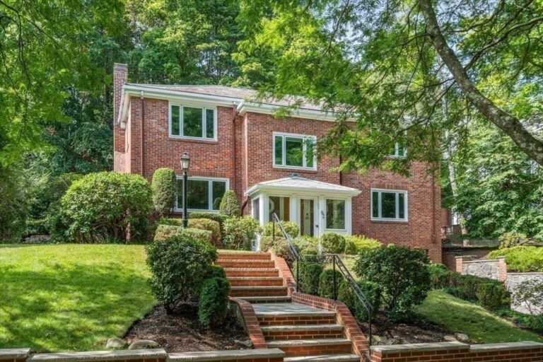 52 Clinton Road - Brookline, MA