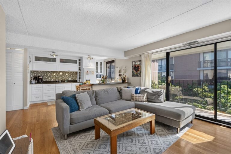 55 Sewall Ave #PHB - Brookline, MA