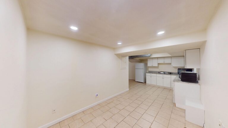 123 Aspinwall #B - Brookline, MA