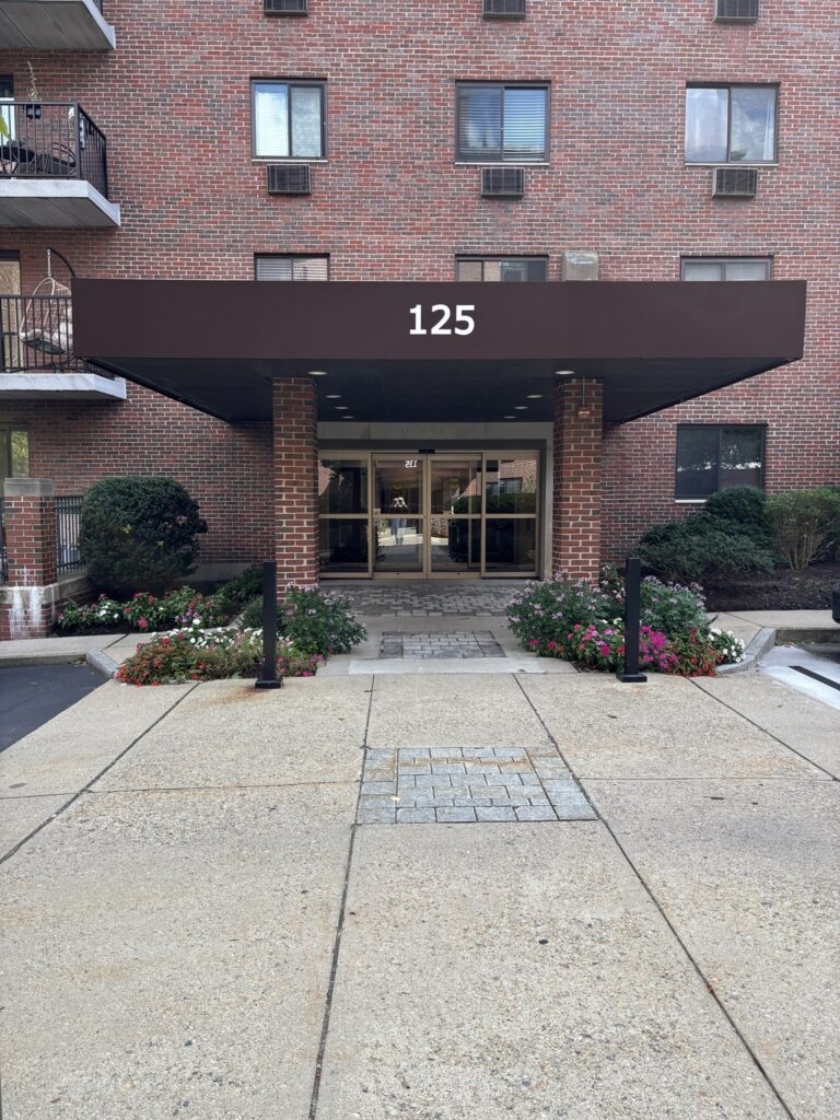 125 Pleasant #608 - Brookline, MA