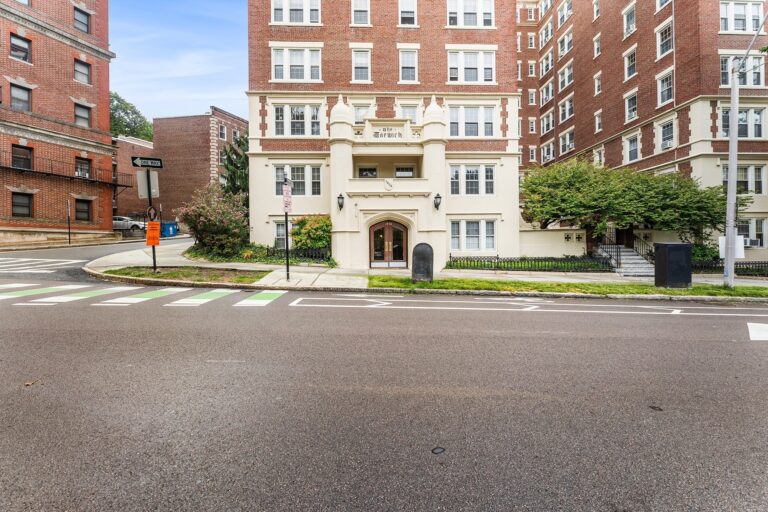 1454 Beacon St #241 - Brookline, MA