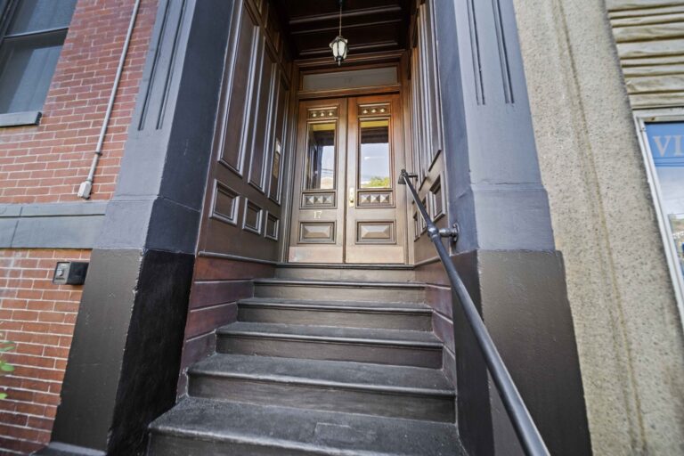 17 High Street #2 - Brookline, MA