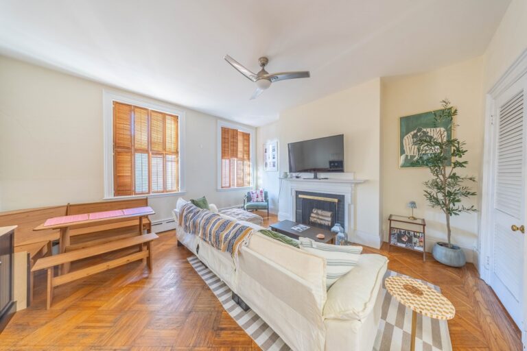 1712 Beacon St #2 - Brookline, MA
