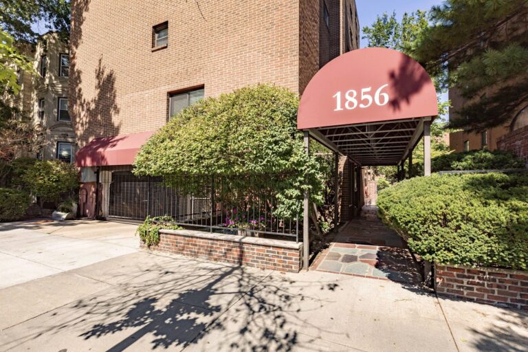 1856 Beacon Street #PHD - Brookline, MA