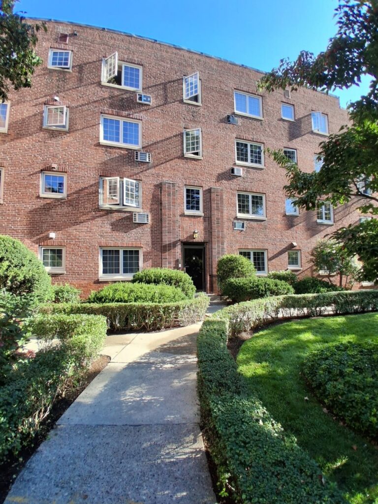 30 Saint Paul St #5 - Brookline, MA