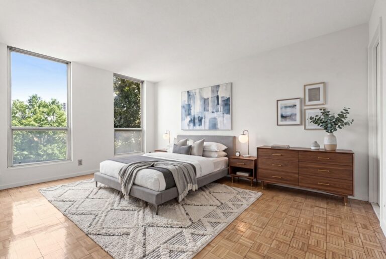 33 Pond Ave #523 - Brookline, MA