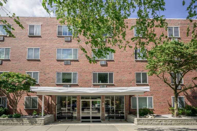 50 Green St #207 - Brookline, MA