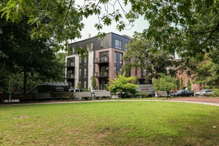80 Vernon Street #2A - Brookline, MA