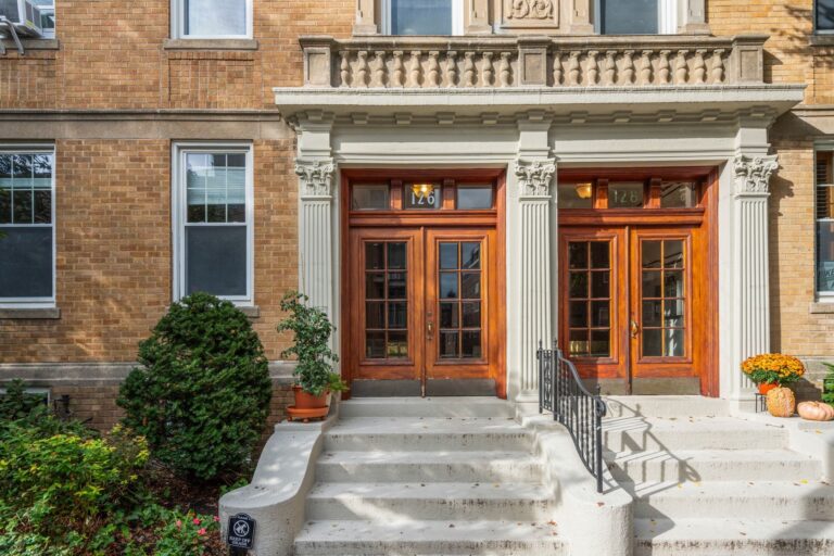126 Sewall St #A - Brookline, MA