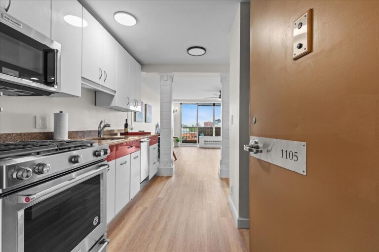 44 Washington St #1105 - Brookline, MA